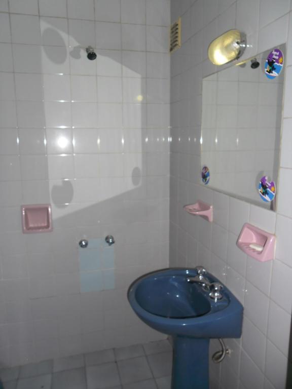 Quarto com Cama de Casal ou 2 de Solteiro