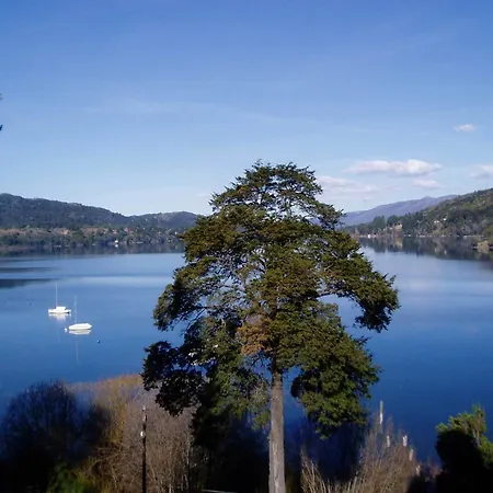 Los Juncos Patagonian Lake House-2